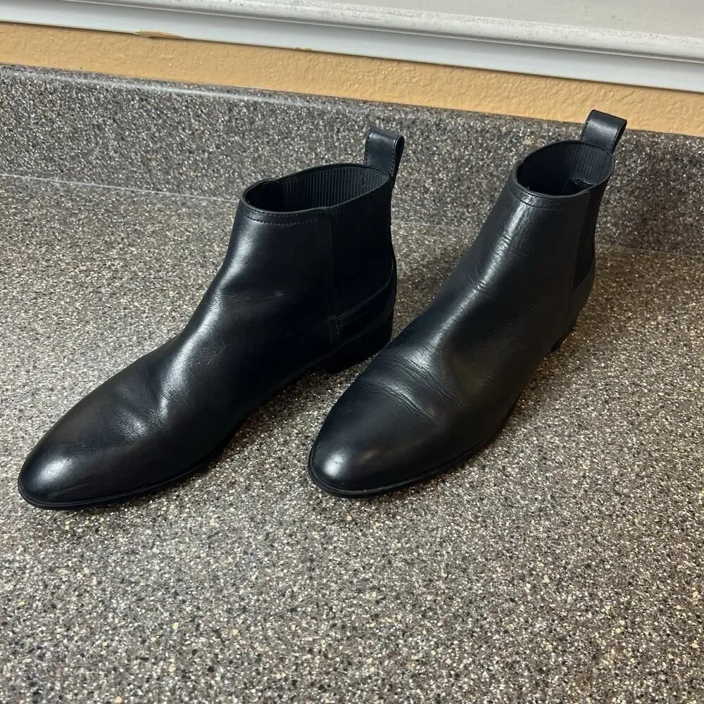 Mossimo Dutti Black Leather Ankle Bootie Pull On Women's Size EU 39 US 8.5 Spain